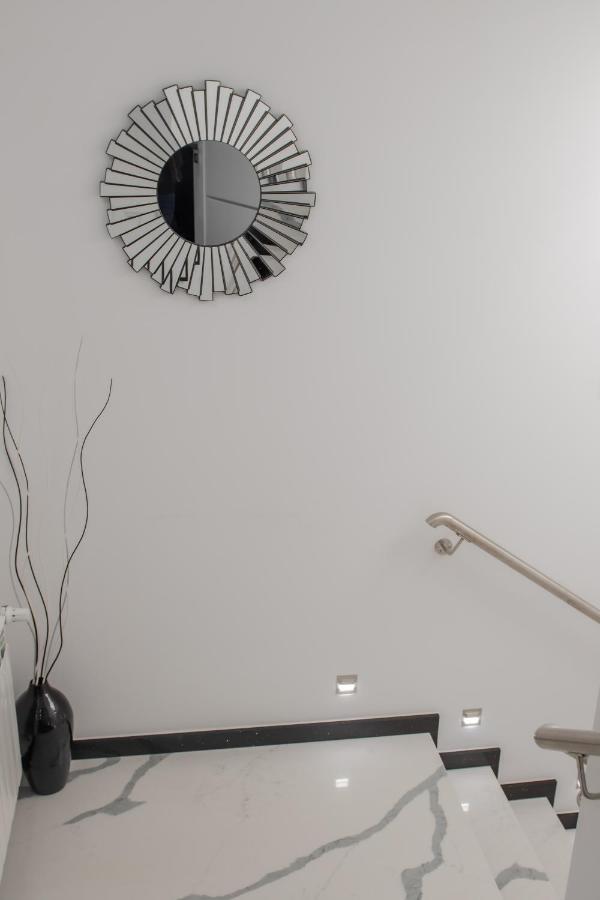 Apartamenty Aslux - Noclegi Energylandia Zator Exterior foto